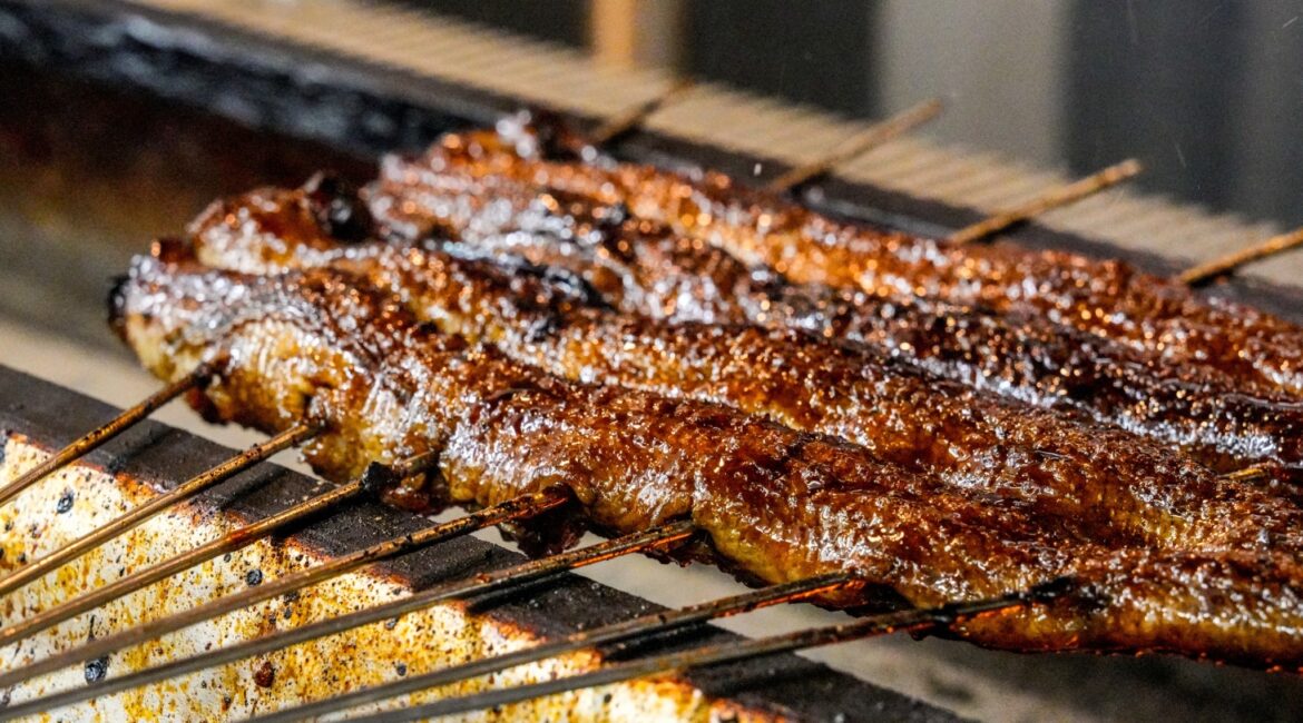 12月15日号の日本外食新聞は